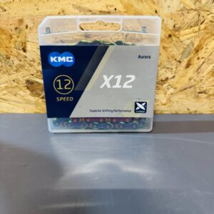 Corrente KMC X12 Aurora 126 elos azul